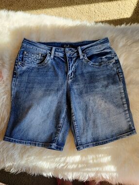 Women's Washed Blue Denim Bermuda Shorts with Star Pocket Accents